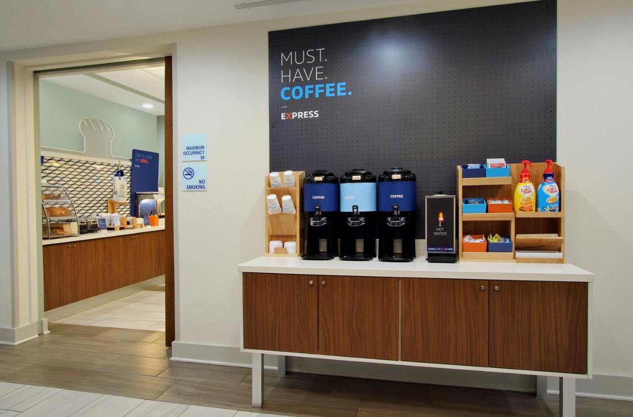 Holiday Inn Express Hotel & Suites Amarillo South By Ihg Extérieur photo